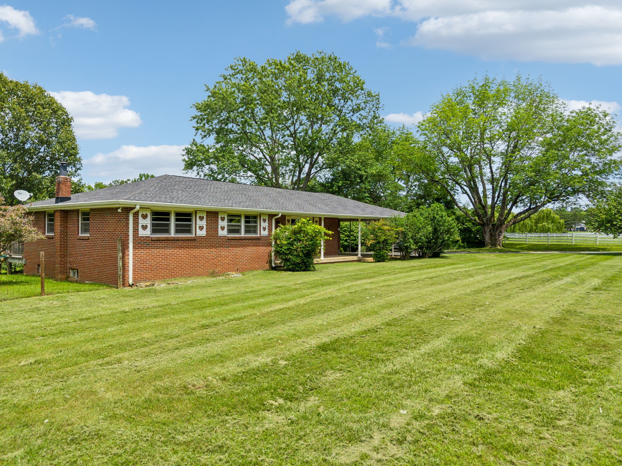 2747 Burgess Gower Road Springfield, TN 37172 - Photo 53 of 65 a view of a house with a yard