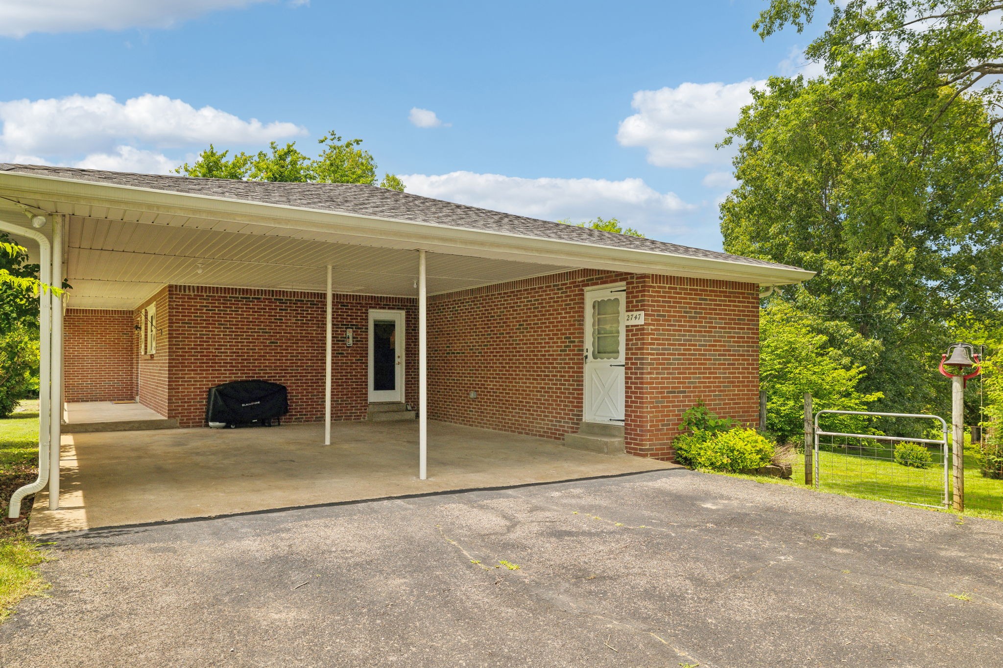 2747 Burgess Gower Road Springfield, TN 37172 - Photo 54 of 65 front view of a house with a porch