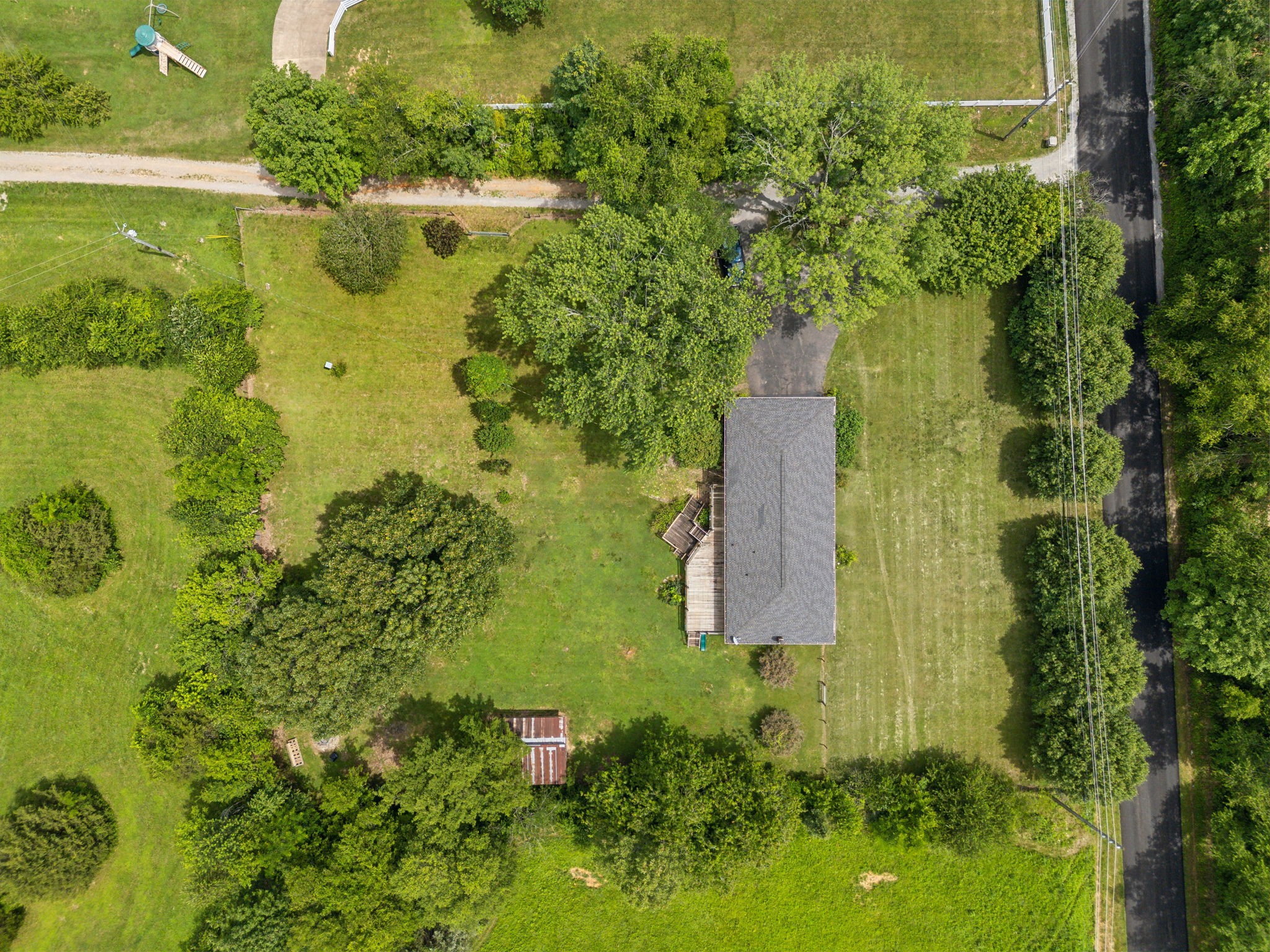 2747 Burgess Gower Road Springfield, TN 37172 - Photo 58 of 65 a view of a garden