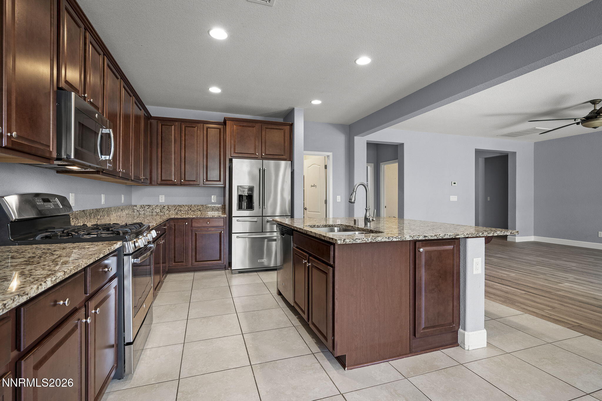 10380 Culiacan Pass Trail Reno, NV 89521 - Photo 19 of 57 19-web-or-mls-_DSC7235