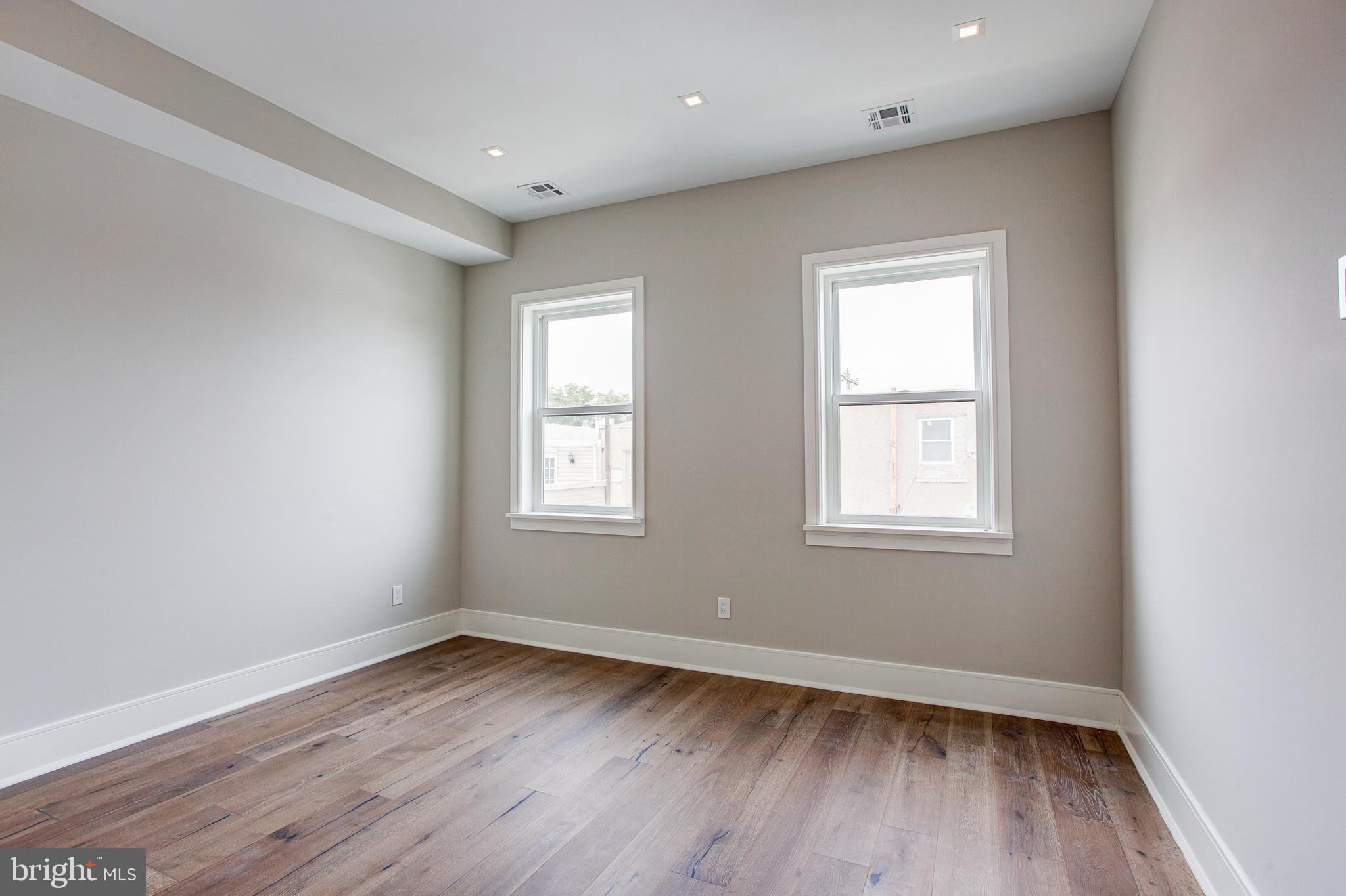 809 Fernon Street Philadelphia, PA 19148 - Photo 8 of 22 Gallery Image 8