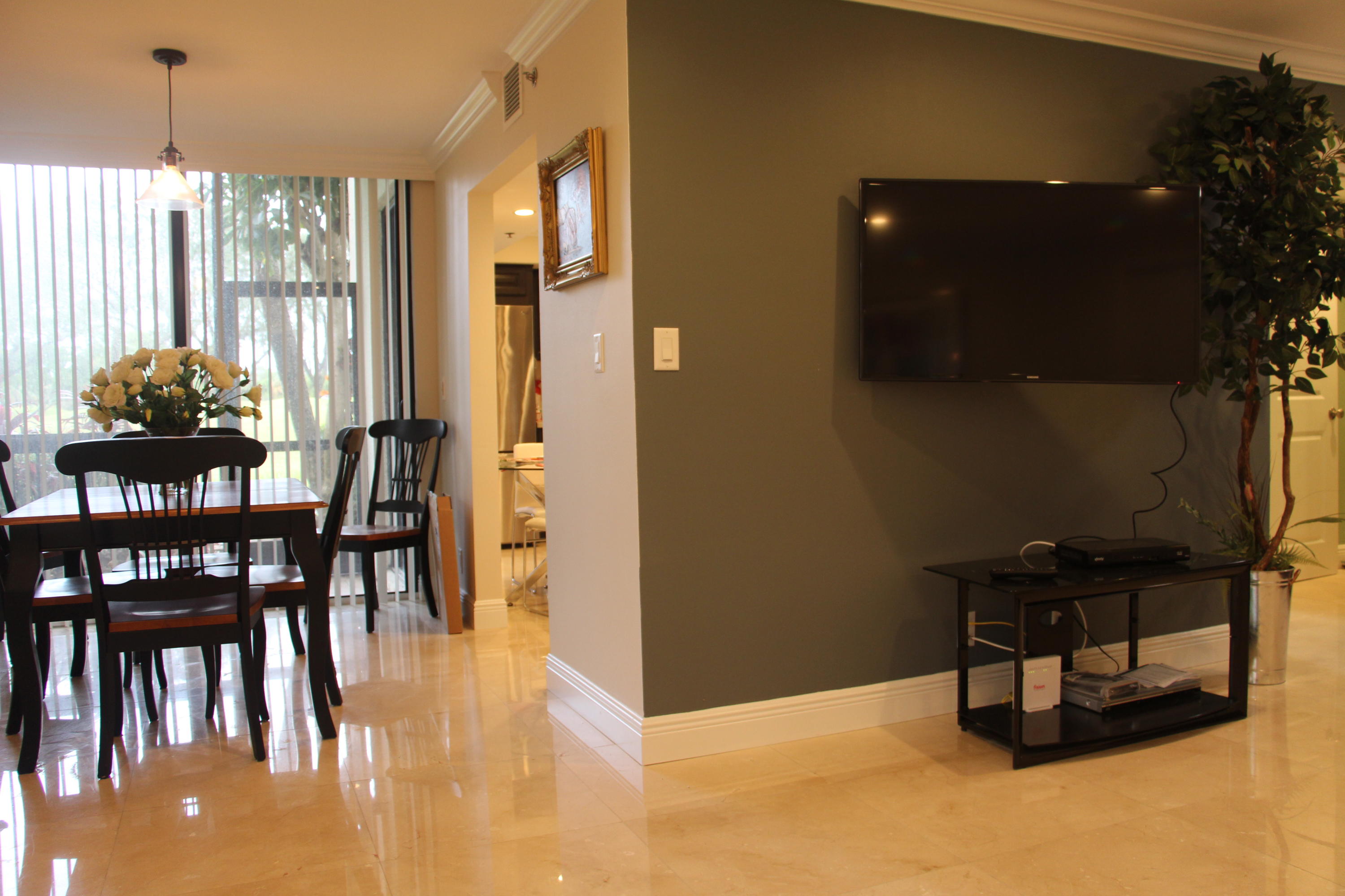 1912 Bridgewood Drive, Unit 1912 Boca Raton, FL 33434 - Photo 8 of 26 Dining Room/ Living Room