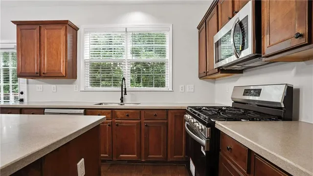 $619,900 | 510 Hammersmith Drive, Suwanee, GA 30024