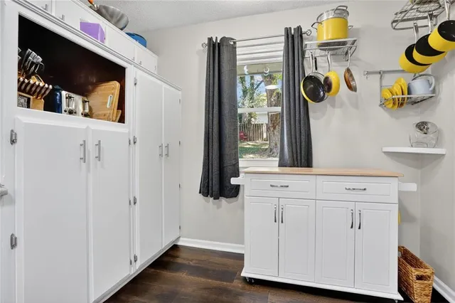 $340,000 | 6811 Northwest Pleasant View Drive, Kansas City, MO 64152