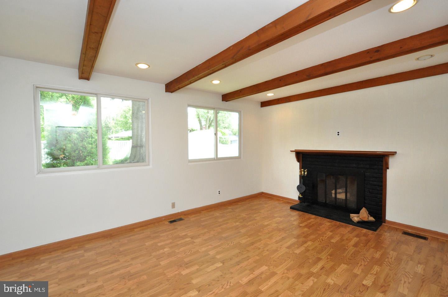 128 Haines Road Mount Laurel, NJ 08054 - Photo 13 of 35 Family Room
