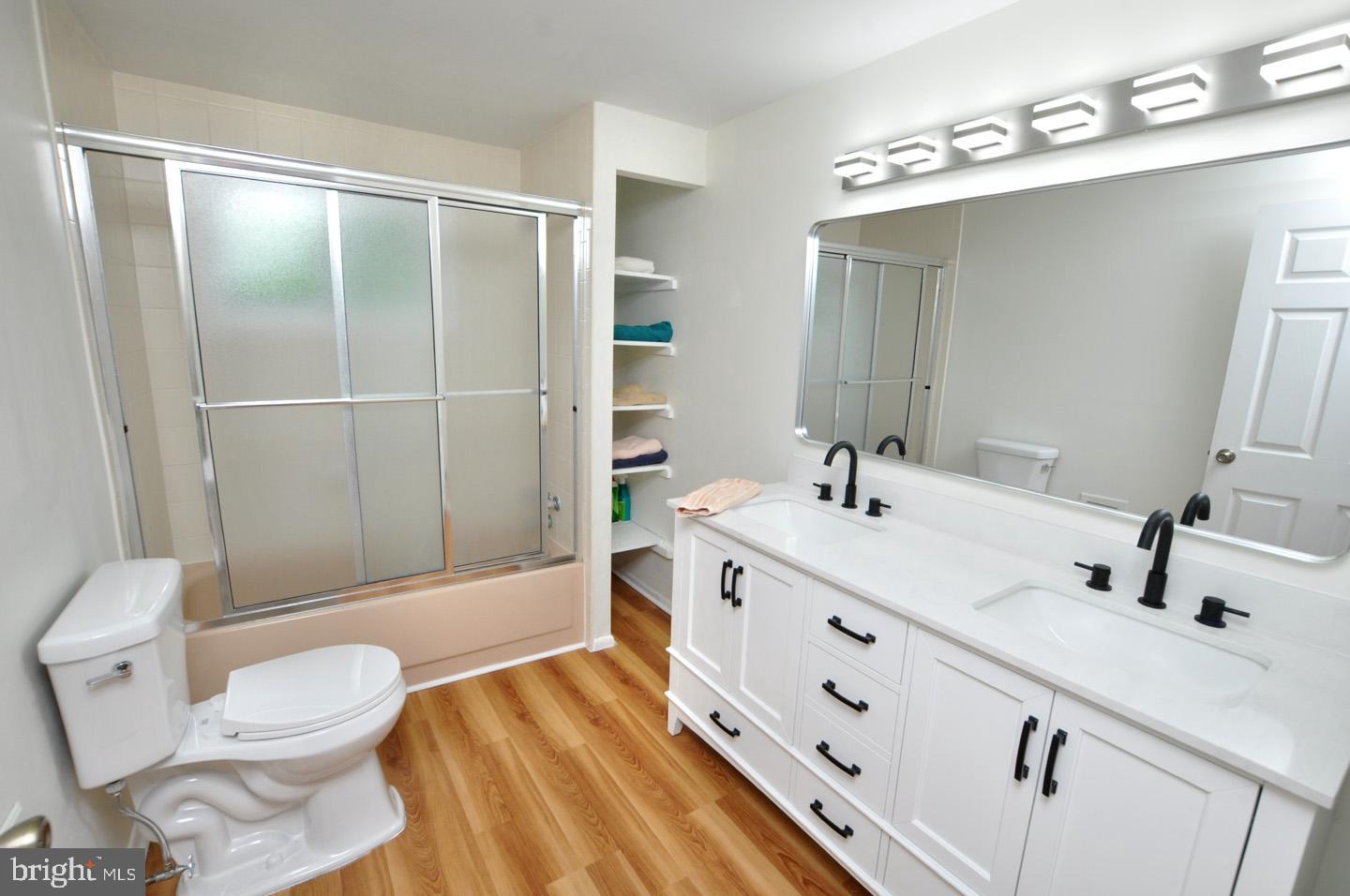 128 Haines Road Mount Laurel, NJ 08054 - Photo 26 of 35 Hallway Bathroom