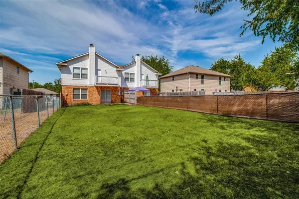 $1,500 | 913 North Brents Avenue, Sherman, TX 75090