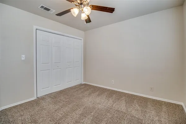 $1,500 | 913 North Brents Avenue, Sherman, TX 75090