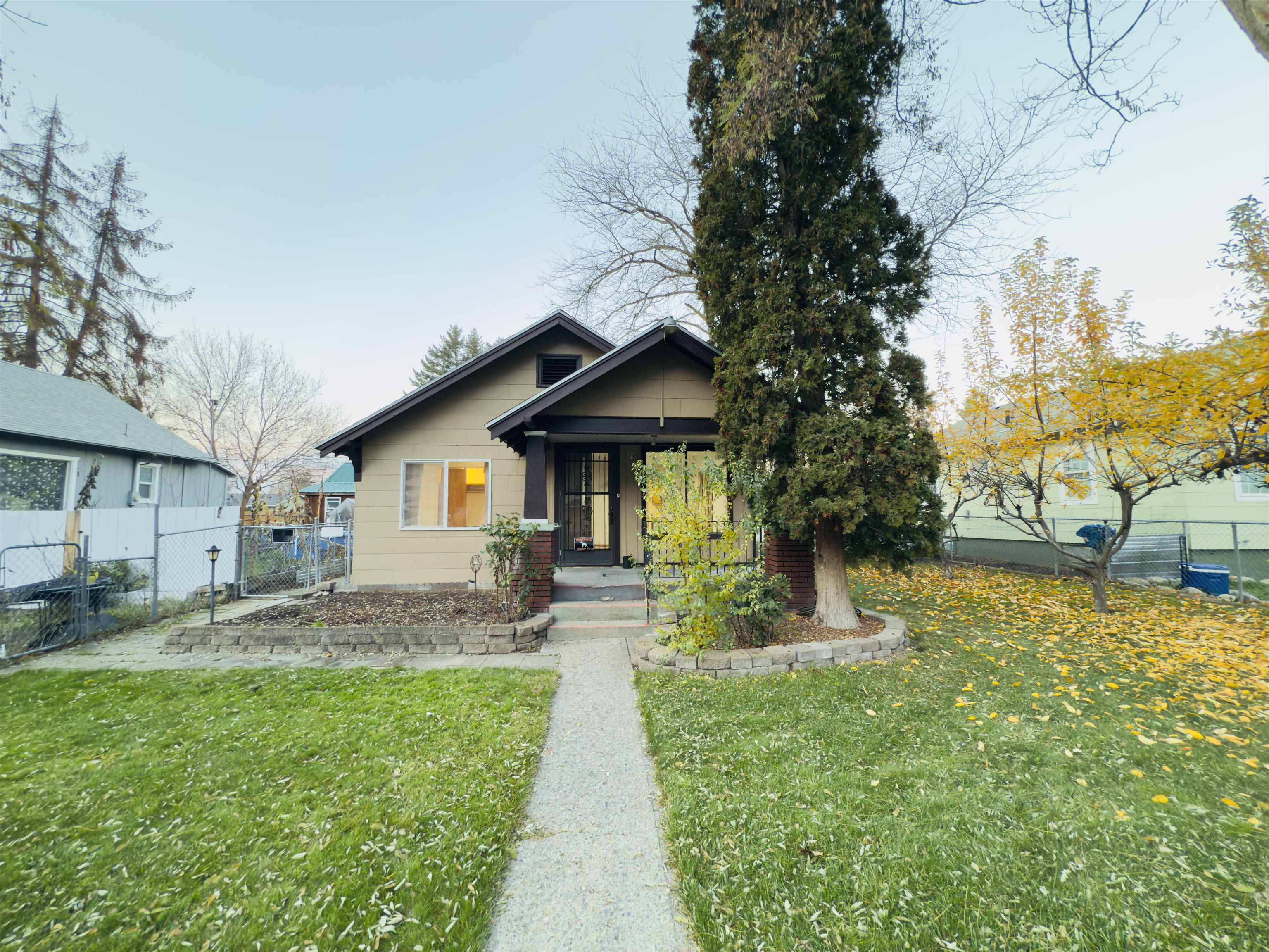 2217 East 7th Avenue Spokane, WA 99202 - Photo 2 of 29