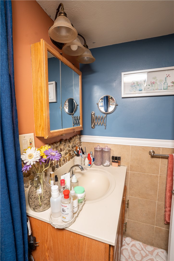 62 Spring Street Lincoln, RI 02838 - Photo 17 of 21