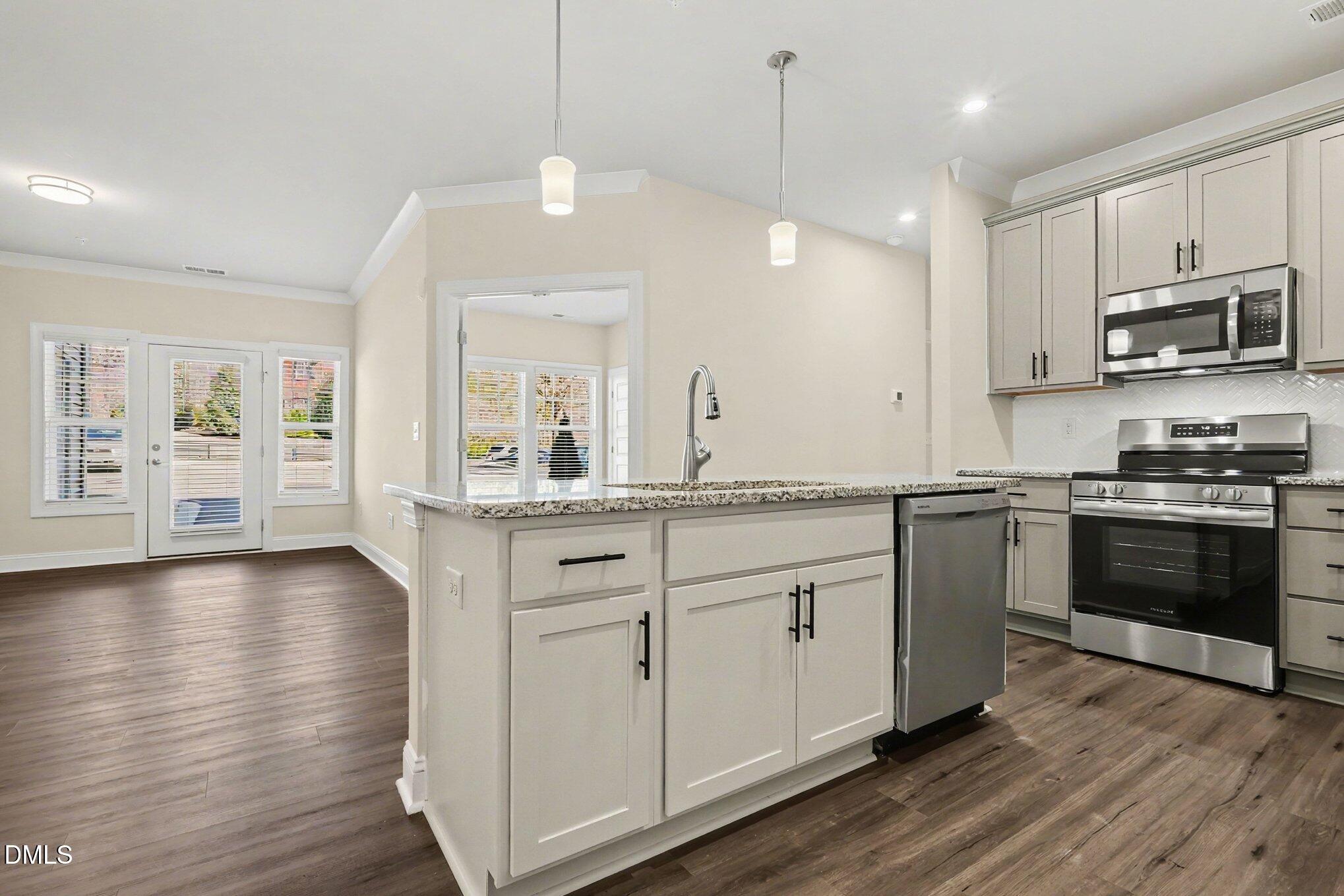611 Weather Ridge Lane, Unit 25 Cary, NC 27513 - Photo 9 of 35 Granite Countertops
