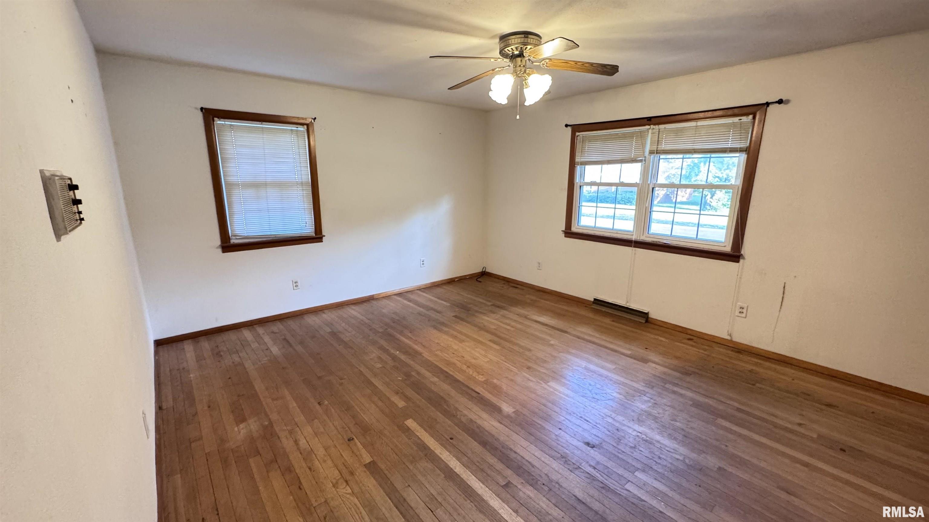 3131 East Enos Avenue Springfield, IL 62702 - Photo 13 of 23