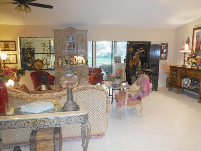 10898 Lake Front Place Boca Raton, FL 33498 - Photo 11 of 47 LIVING ROOM 2