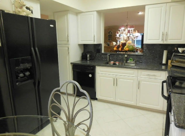 10898 Lake Front Place Boca Raton, FL 33498 - Photo 5 of 47 KITCHEN 2