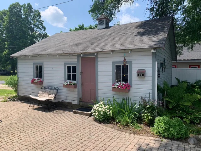 $284,000 | 312 South Brownson Avenue, Kingsley, MI 49649