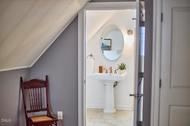 a view of a backyard with plants