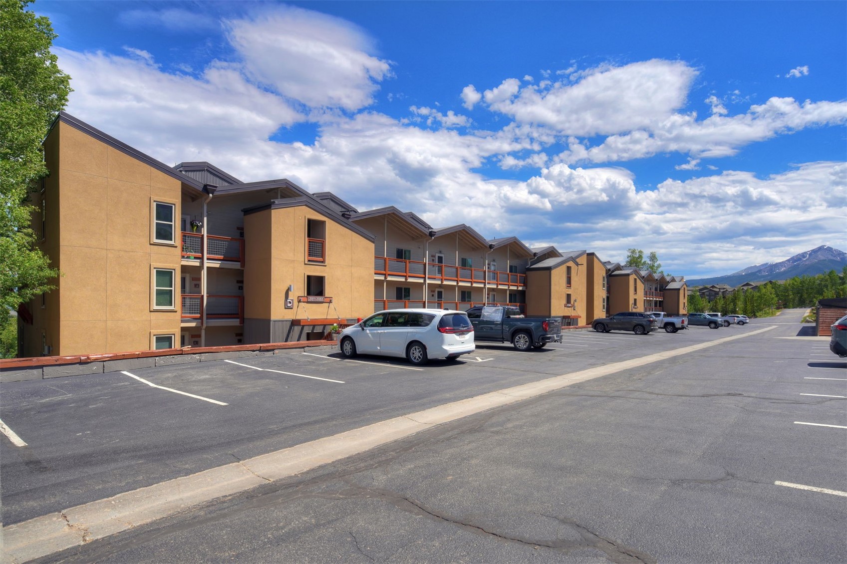 7307 Ryan Gulch Road, Unit D8 Silverthorne, CO 80498 - Photo 27 of 31