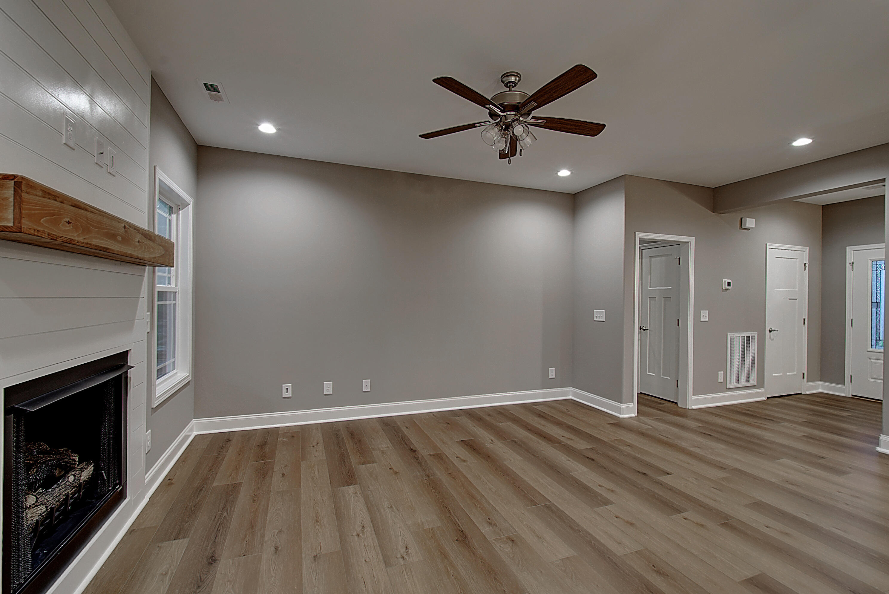 108 Ervin Loop Erwin, TN 37650 - Photo 11 of 32 11