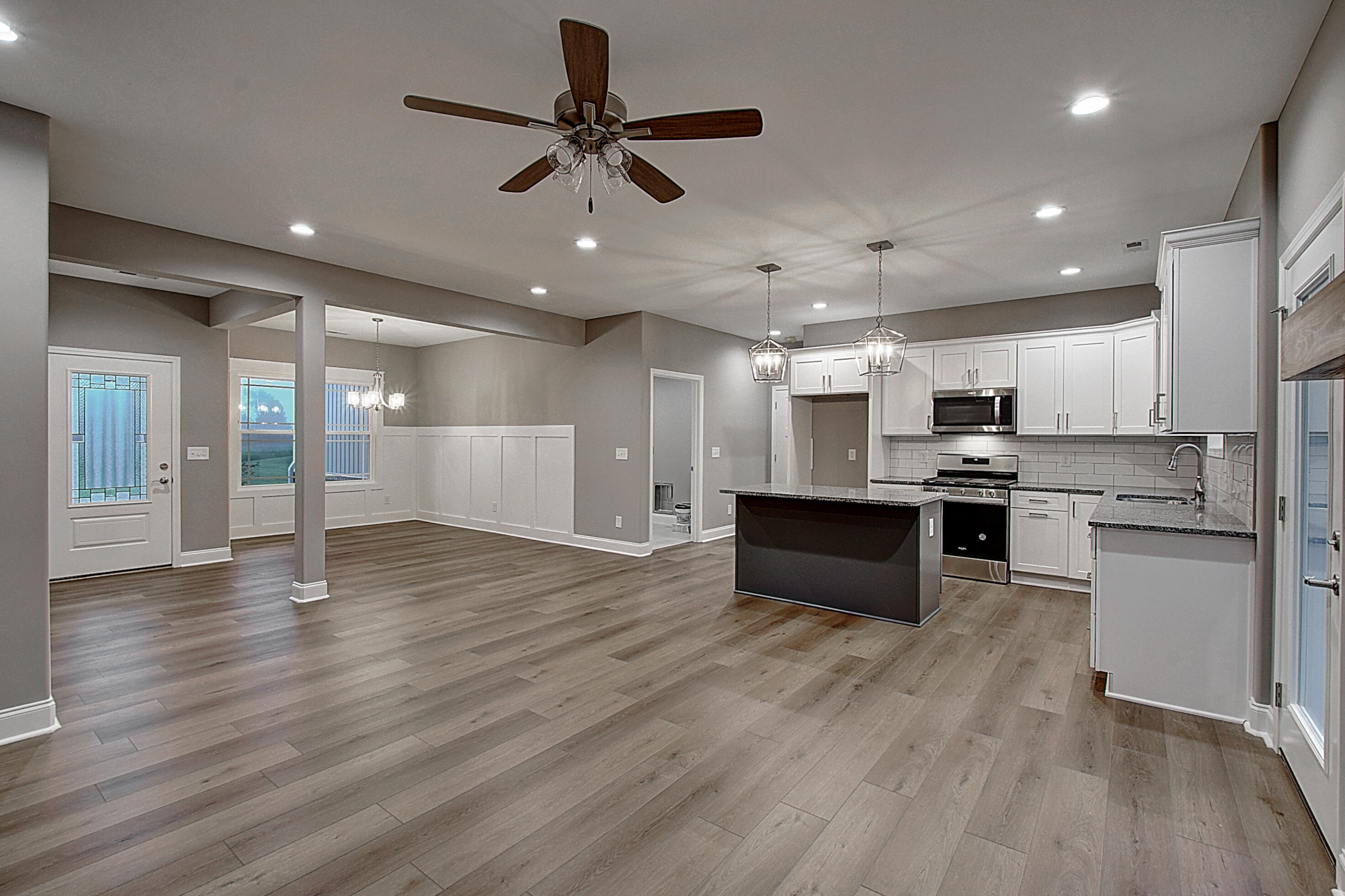 108 Ervin Loop Erwin, TN 37650 - Photo 12 of 32 12