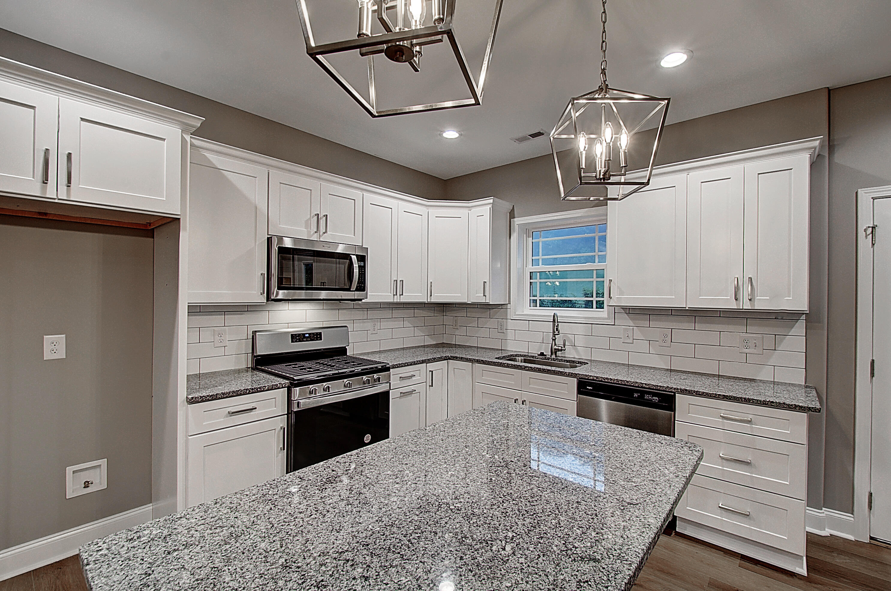 108 Ervin Loop Erwin, TN 37650 - Photo 13 of 32 13
