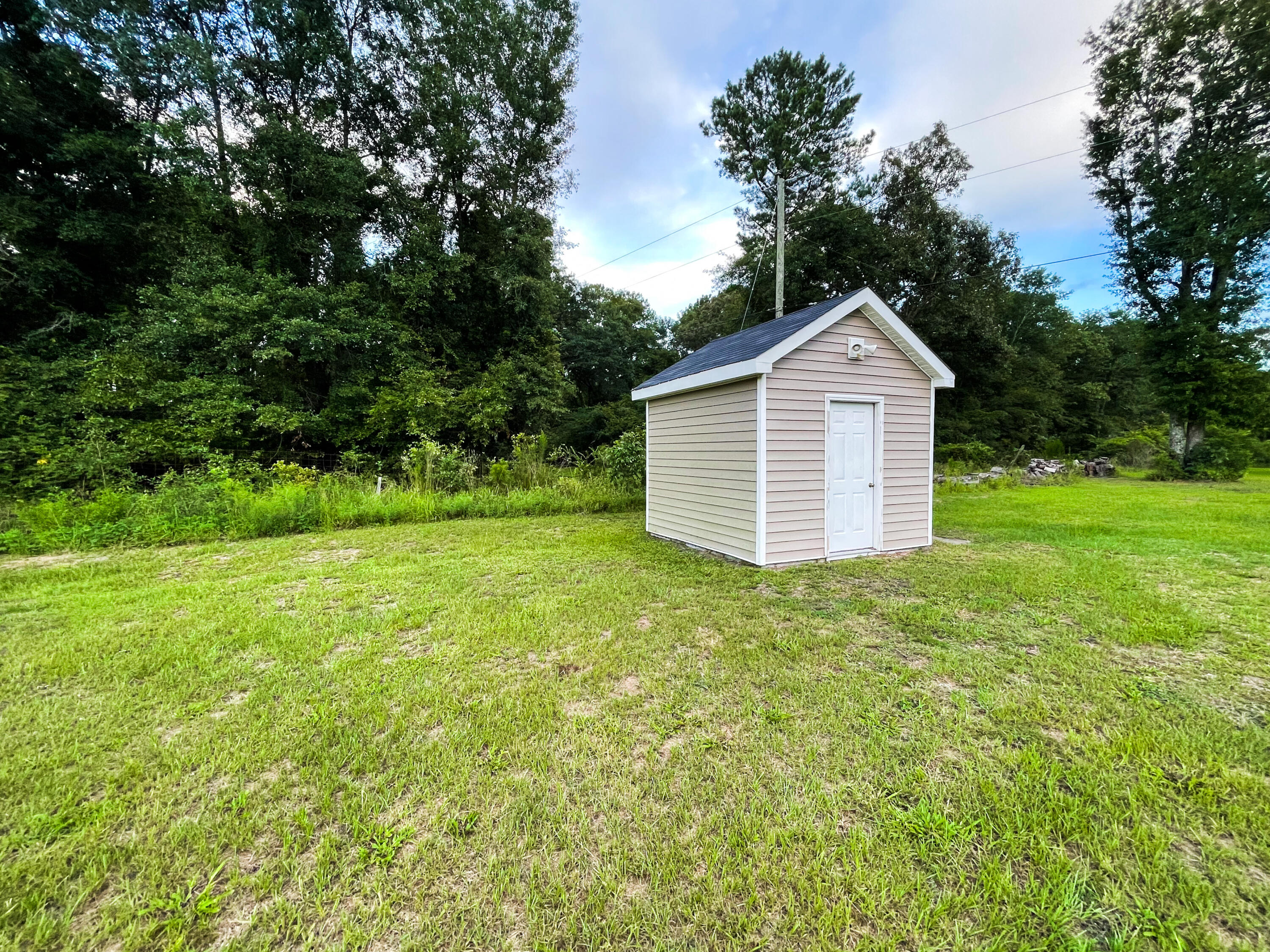 881 Fauling Road St. Stephen, SC 29479 - Photo 12 of 39 F349B5EF-84D1-476E-8D0A-F4DFDA3E0F13