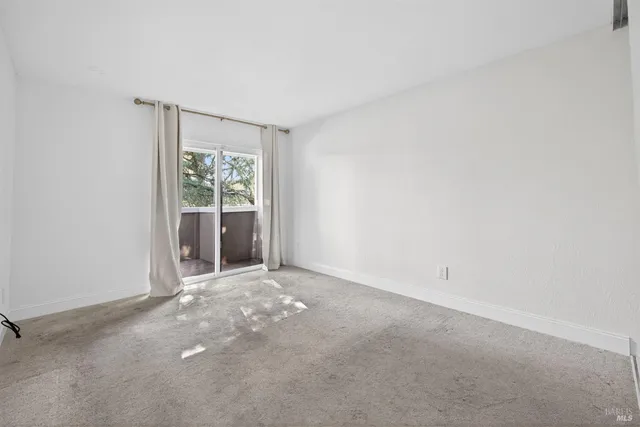 $327,000 | 2141 West Steele Lane, Santa Rosa, CA 95403