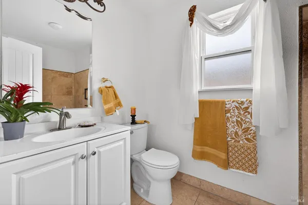 $299,000 | 2141 West Steele Lane, Santa Rosa, CA 95403