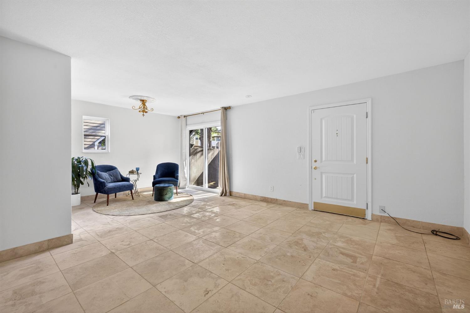 2141 West Steele Lane Santa Rosa, CA 95403 - Photo 5 of 31