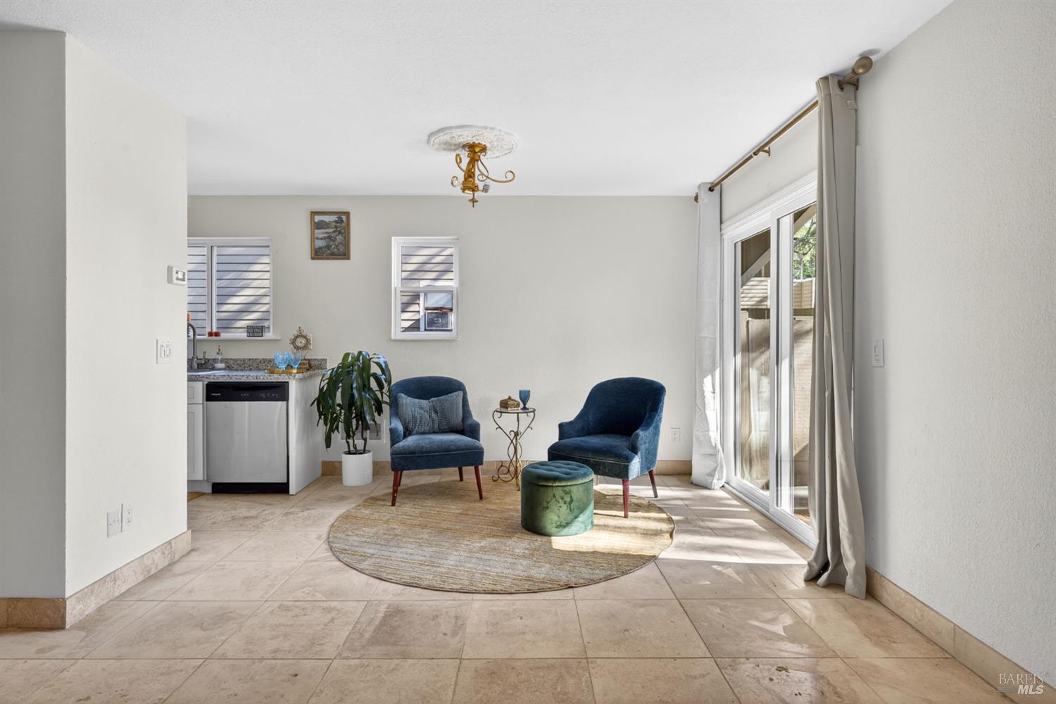 2141 West Steele Lane Santa Rosa, CA 95403 - Photo 6 of 31