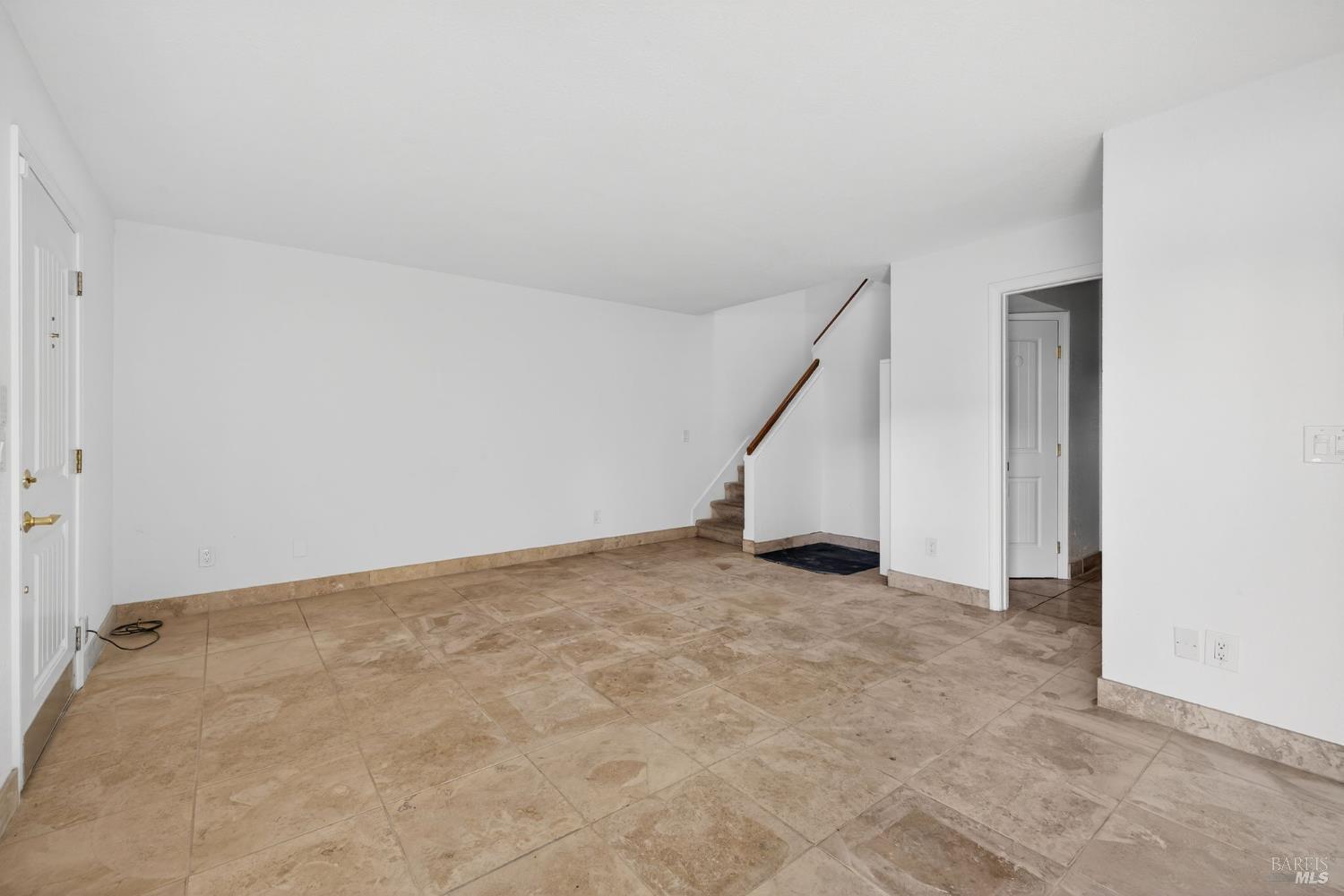 2141 West Steele Lane Santa Rosa, CA 95403 - Photo 7 of 31