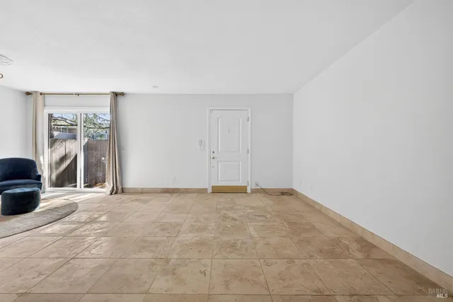 $327,000 | 2141 West Steele Lane, Santa Rosa, CA 95403