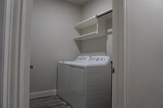 a close up view of washer and dryer