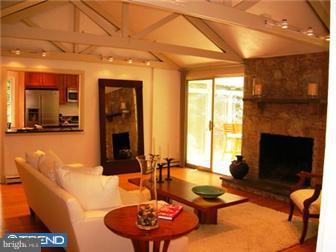 327 Saybrook Road Villanova, PA 19085 - Photo 7 of 12