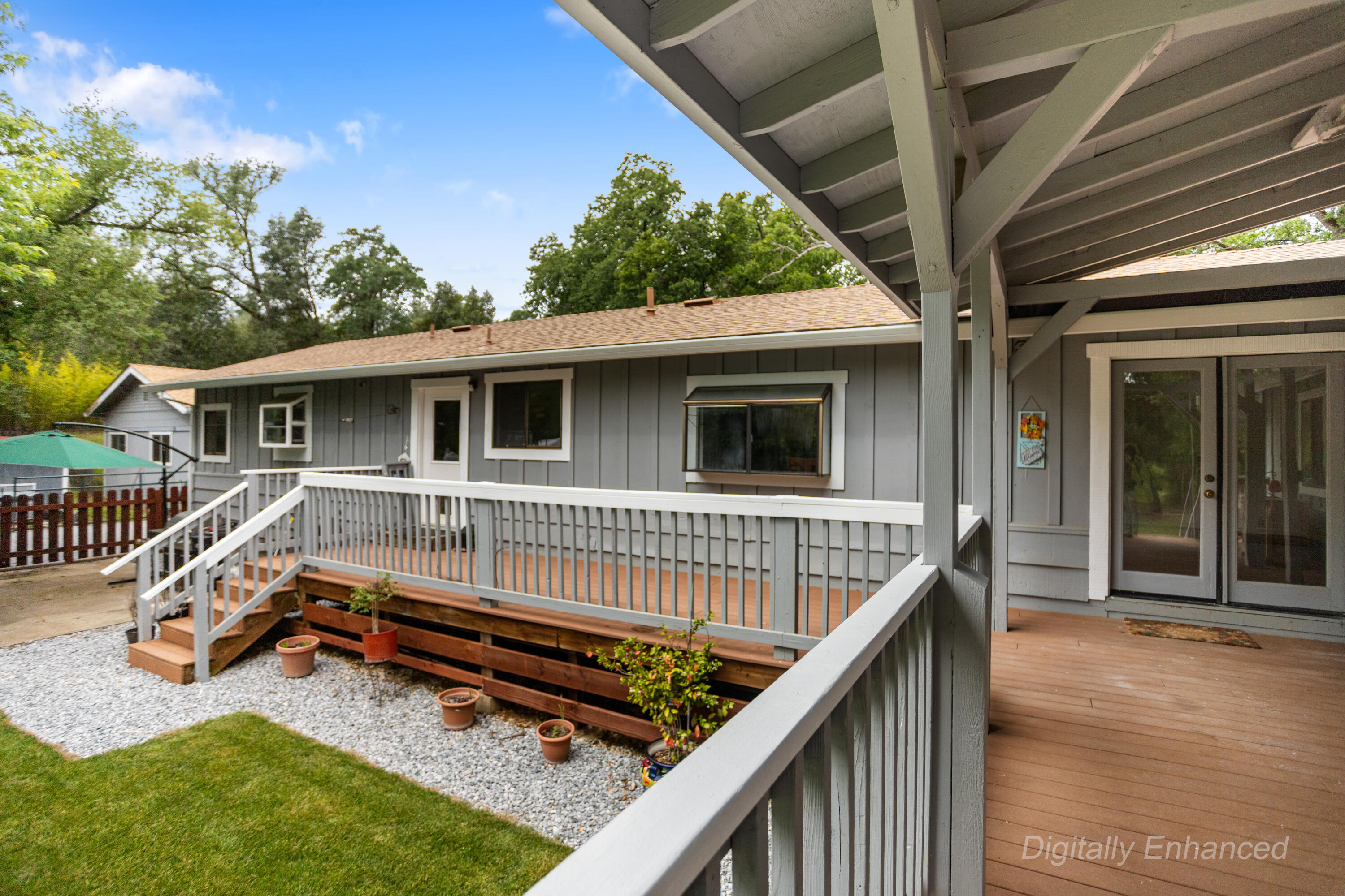 9891 Harley Leighton Road Redding, CA 96003 - Photo 13 of 52 Exterior06