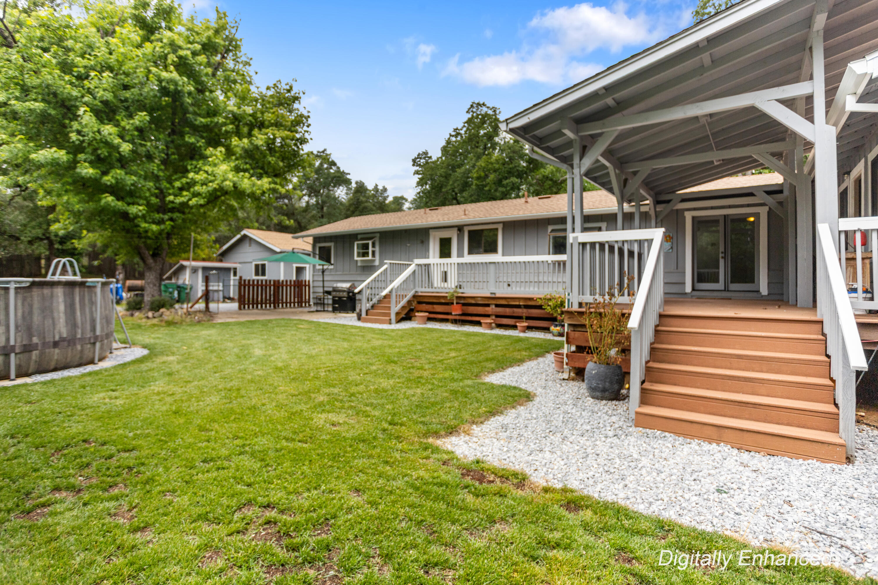 9891 Harley Leighton Road Redding, CA 96003 - Photo 16 of 52 Exterior08