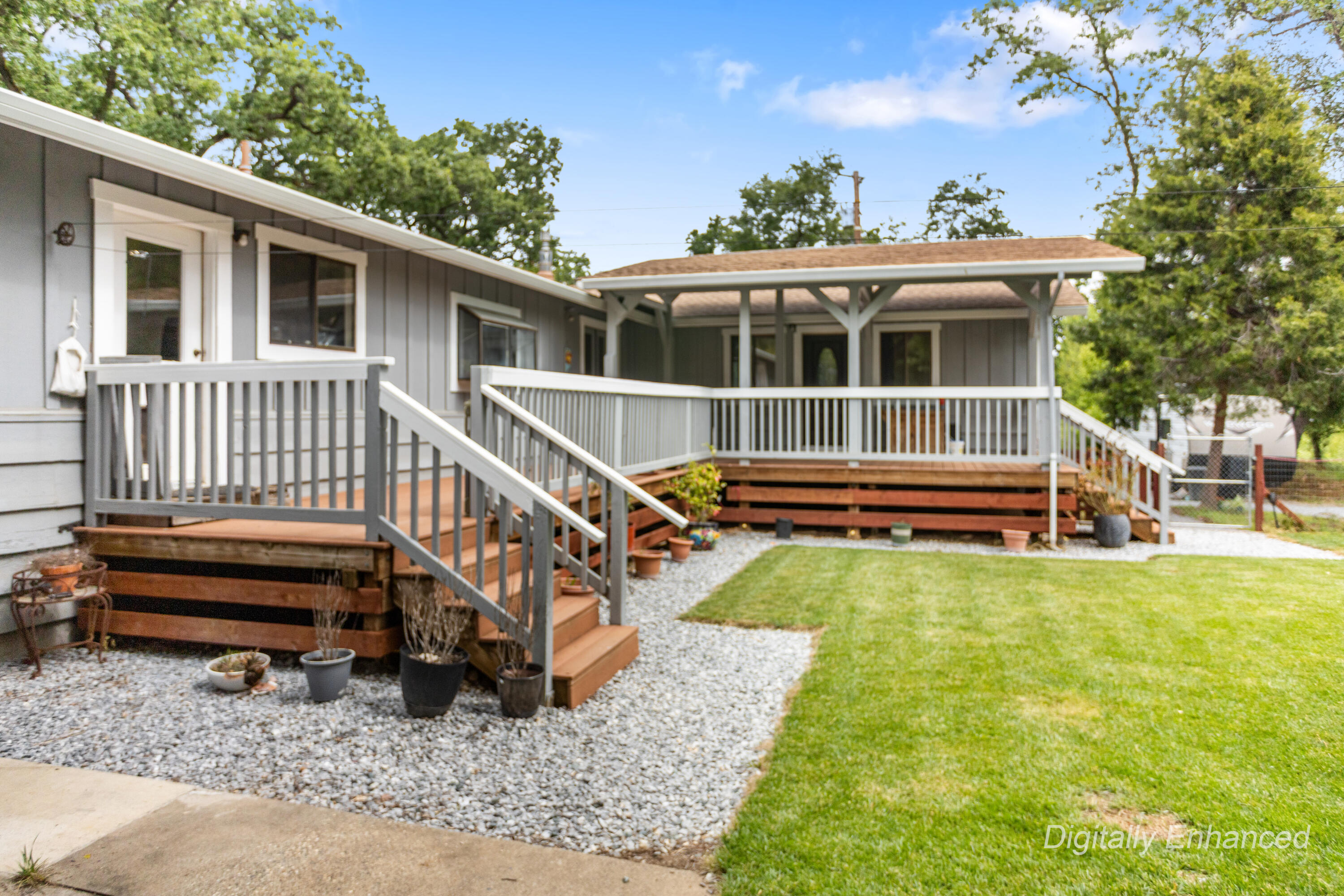 9891 Harley Leighton Road Redding, CA 96003 - Photo 18 of 52 Exterior09