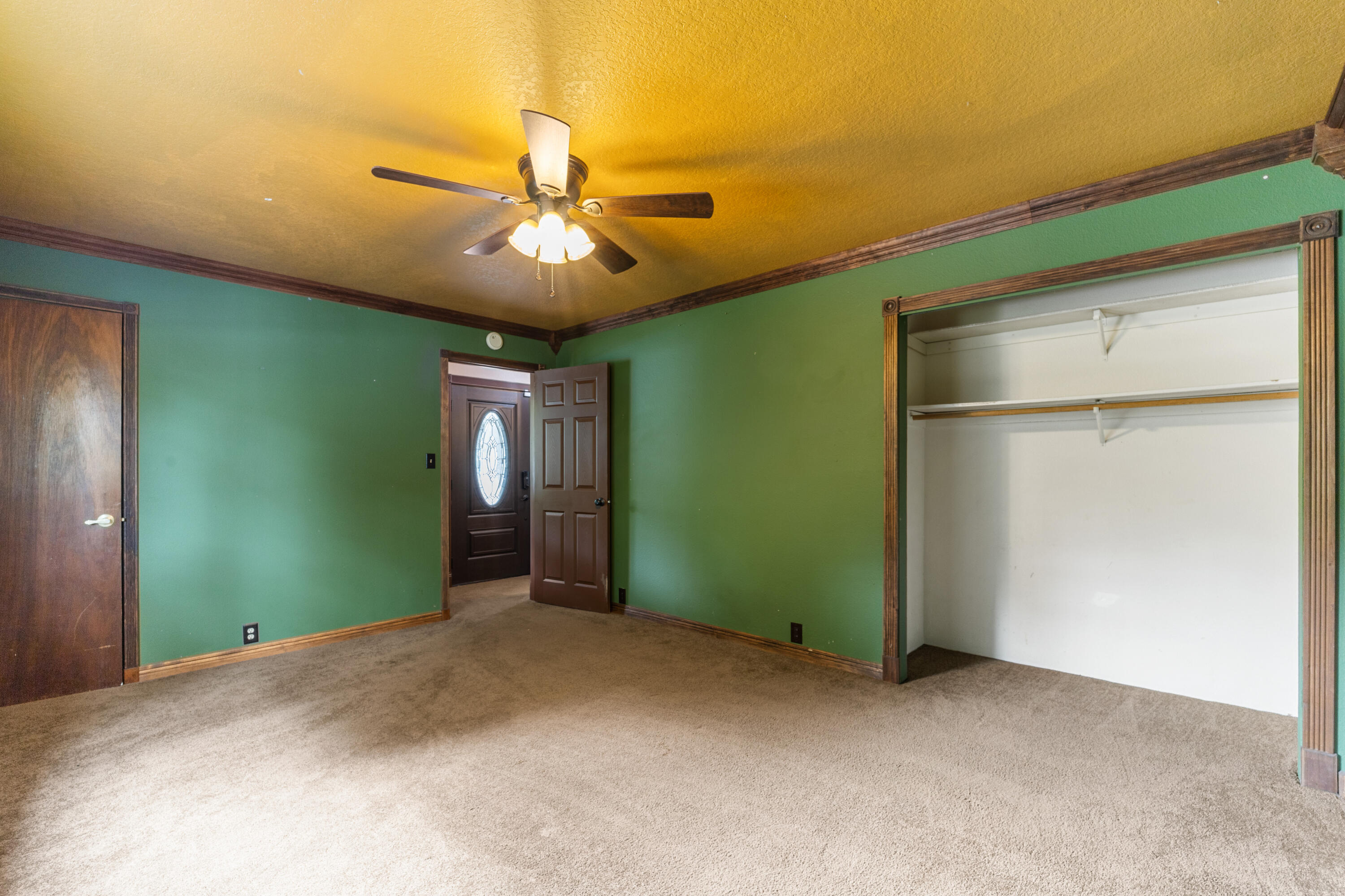 9891 Harley Leighton Road Redding, CA 96003 - Photo 45 of 52 Interior21