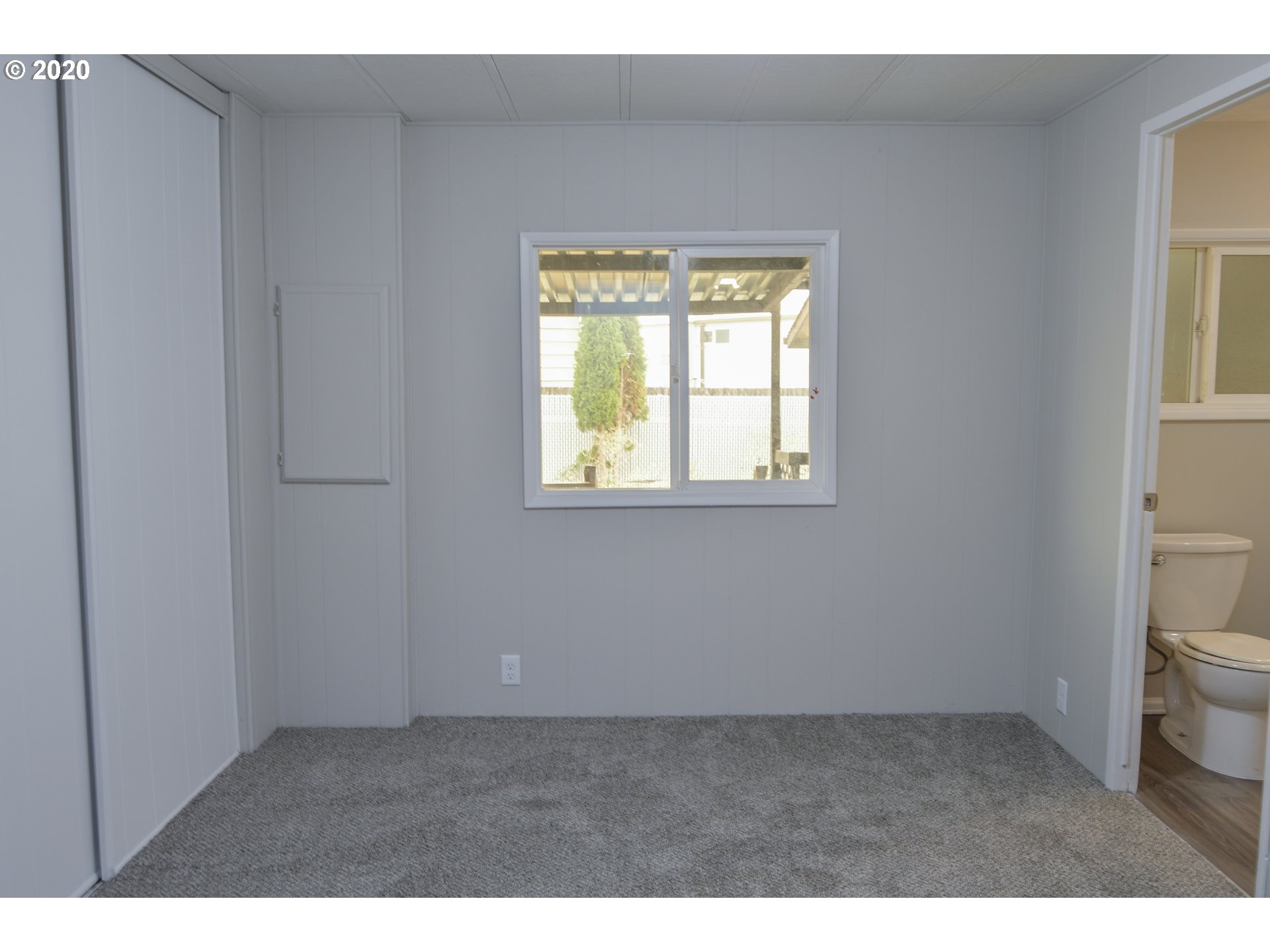5228 Daisy Street Springfield, OR 97478 - Photo 13 of 32