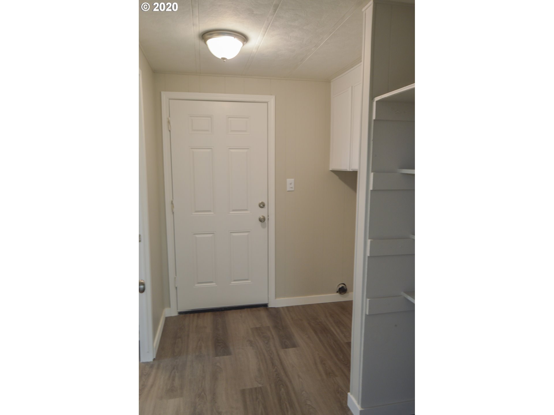5228 Daisy Street Springfield, OR 97478 - Photo 17 of 32