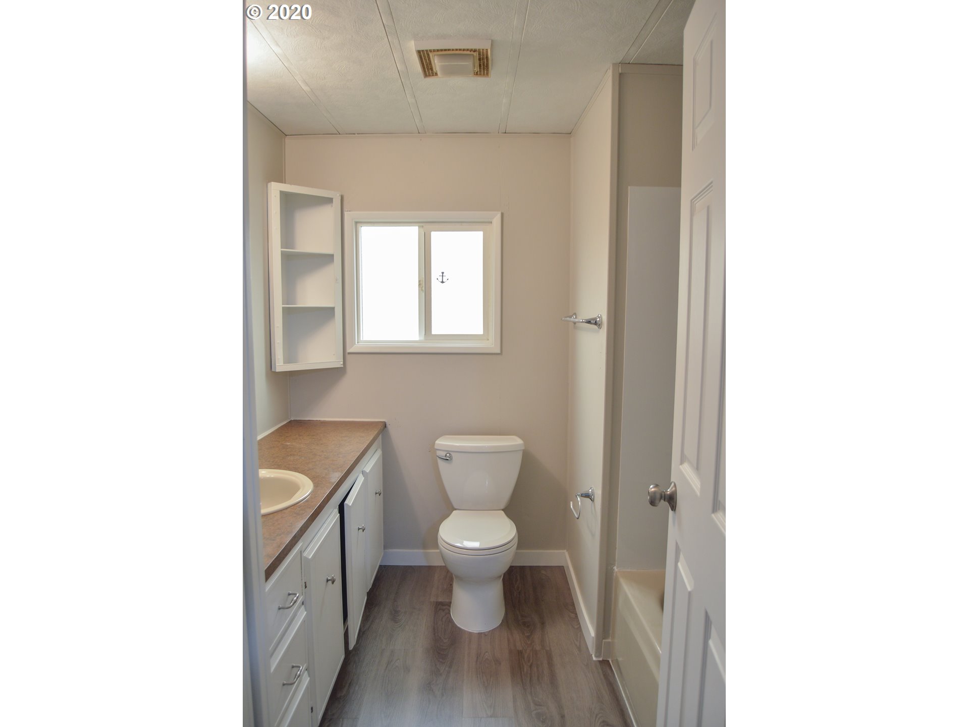 5228 Daisy Street Springfield, OR 97478 - Photo 23 of 32
