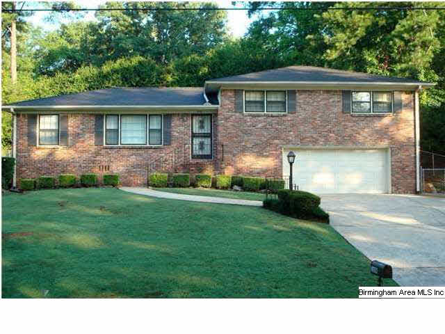 1608 Saulter Road Birmingham, AL 35209 - Photo 1 of 29