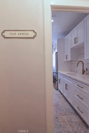$2,400 | 315 West 3rd Street, Long Beach, CA 90802