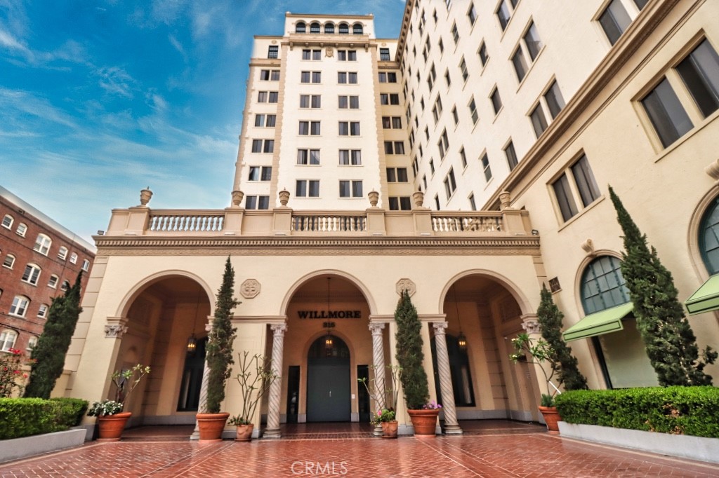 315 West 3rd Street Long Beach, CA 90802 - Photo 9 of 27