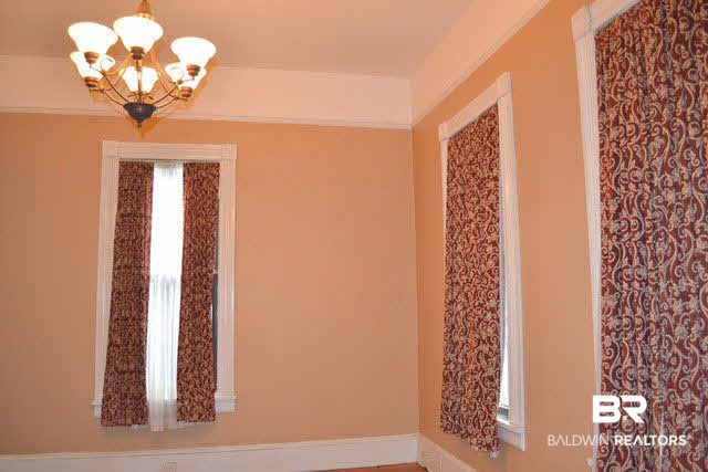 1457 Monroe Street Mobile, AL 36604 - Photo 6 of 23