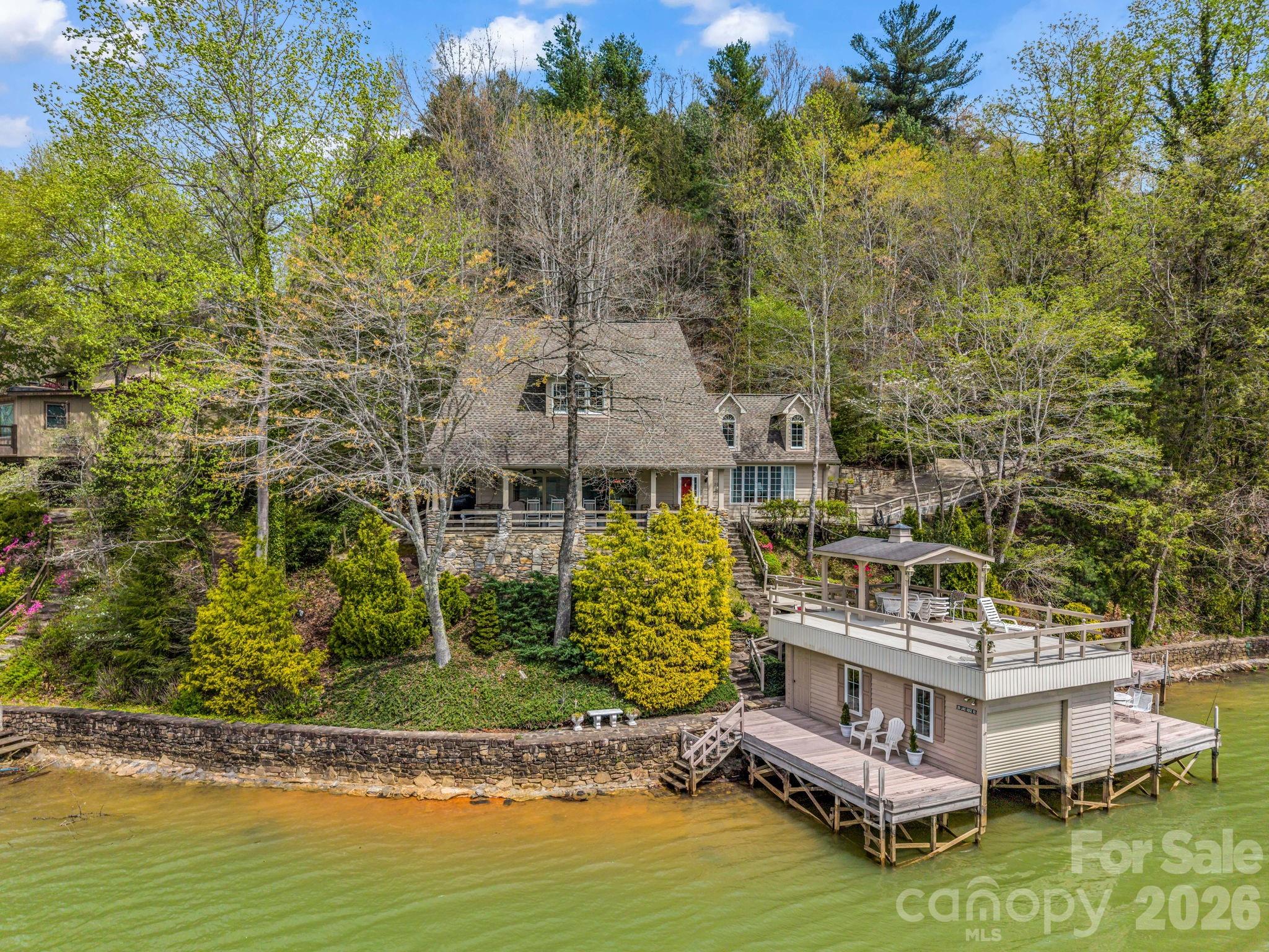 206 Lakeridge Rd Lake Lake Lure, NC 28746 - Photo 3 of 41