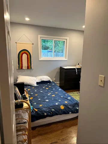 $2,400 | 519 Oakwood Drive, Grayslake, IL 60030