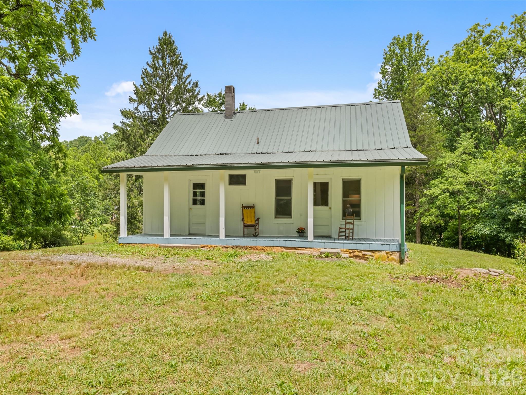 586 Olivet Church Road Whittier, NC 28789 - Photo 6 of 30