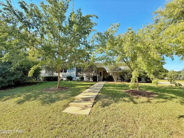 $285,900 | 8004 Church Street, Sneads, FL 32460