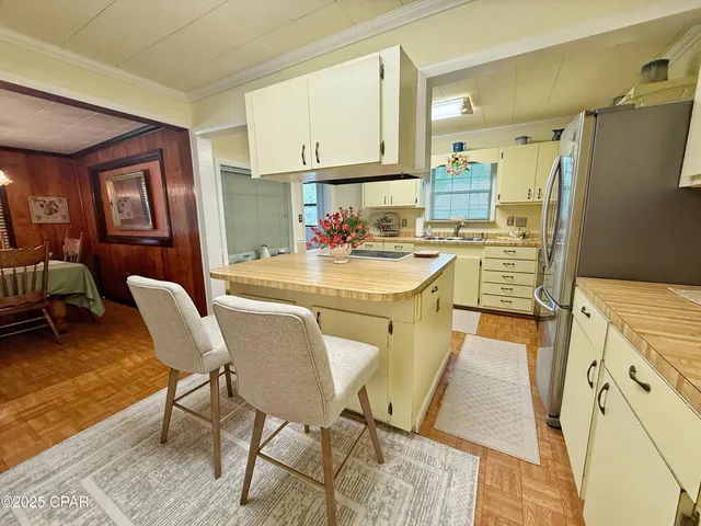 $285,900 | 8004 Church Street, Sneads, FL 32460