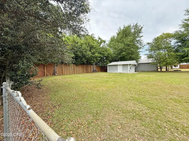 $285,900 | 8004 Church Street, Sneads, FL 32460